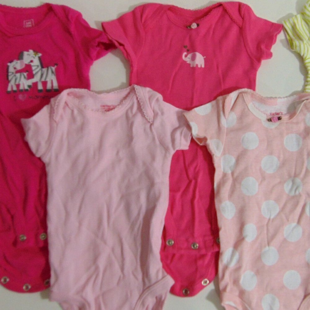 Carter's Lot of 5 Baby Bodysuits Size 3 month